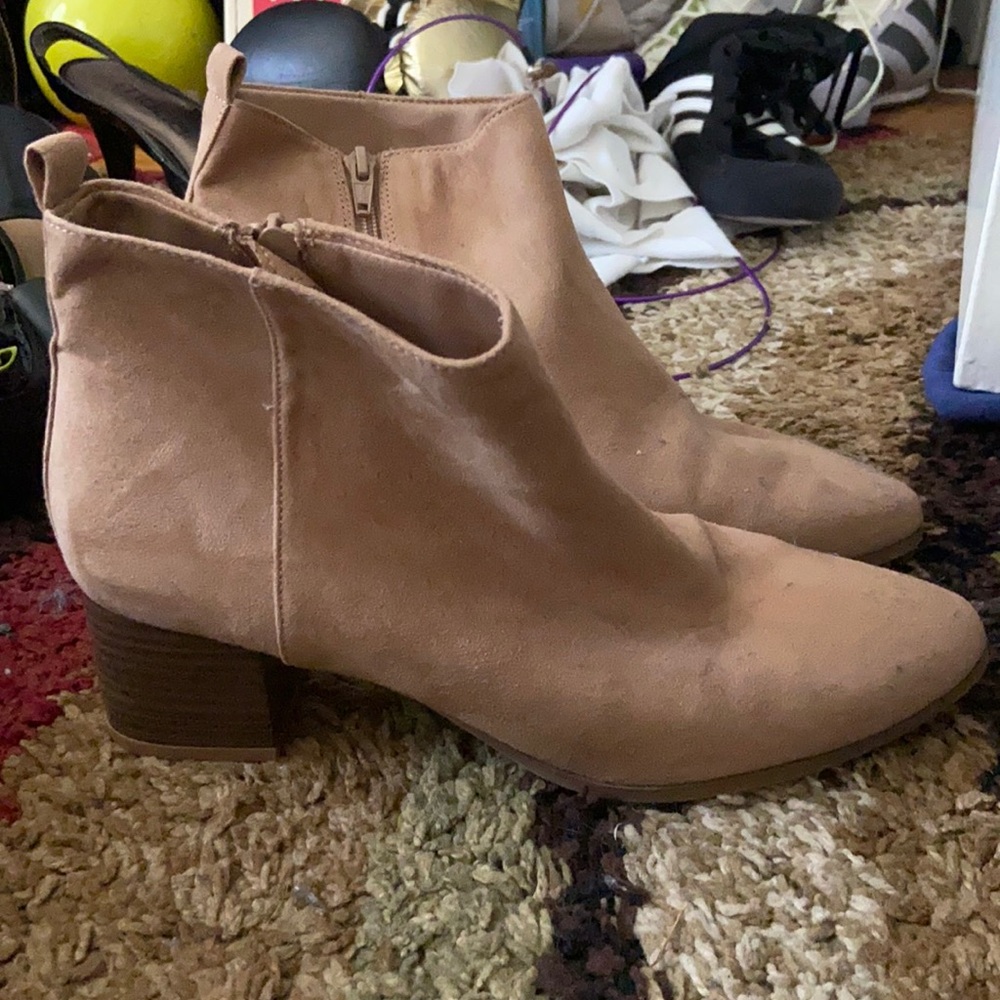 Old navy boots